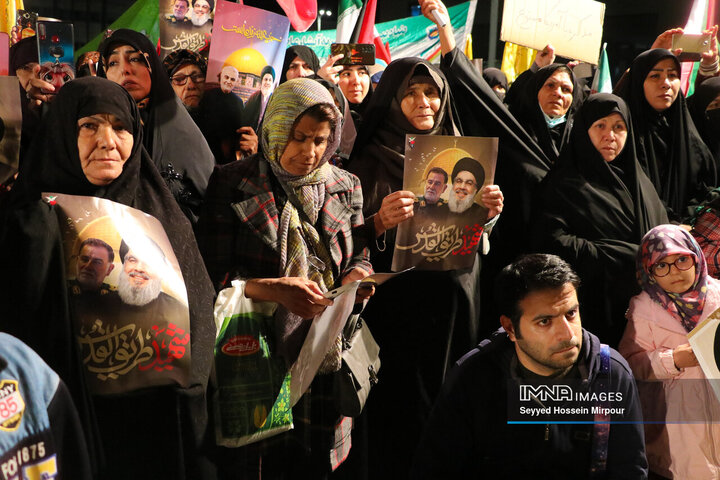 راهپیمایی حمایت از جبهه مقاومت در مشهد