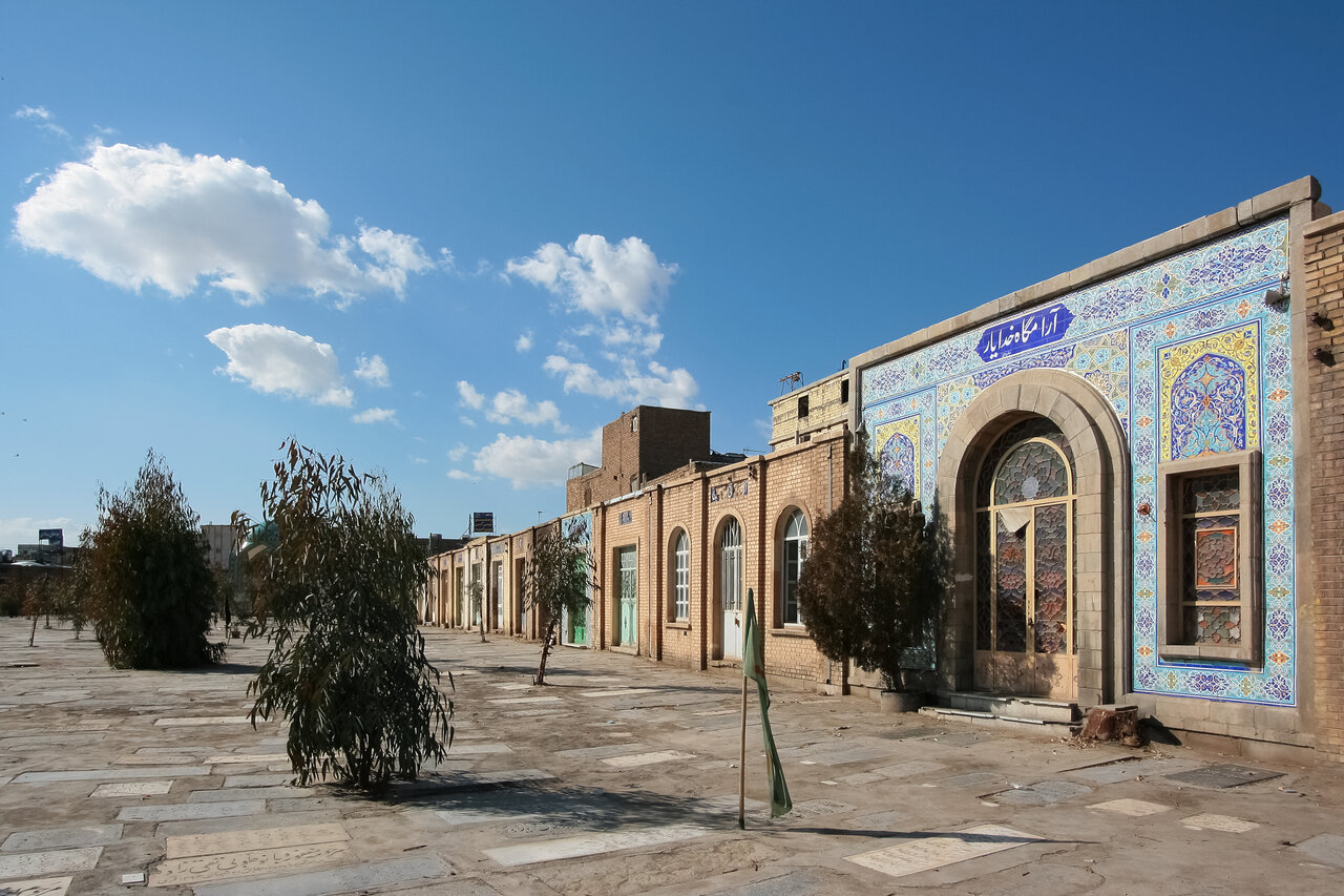 از وضعیت قبرستان نو راضی نیستیم / موافقت اوقاف قم با بهسازی آرامستان‌های شهری