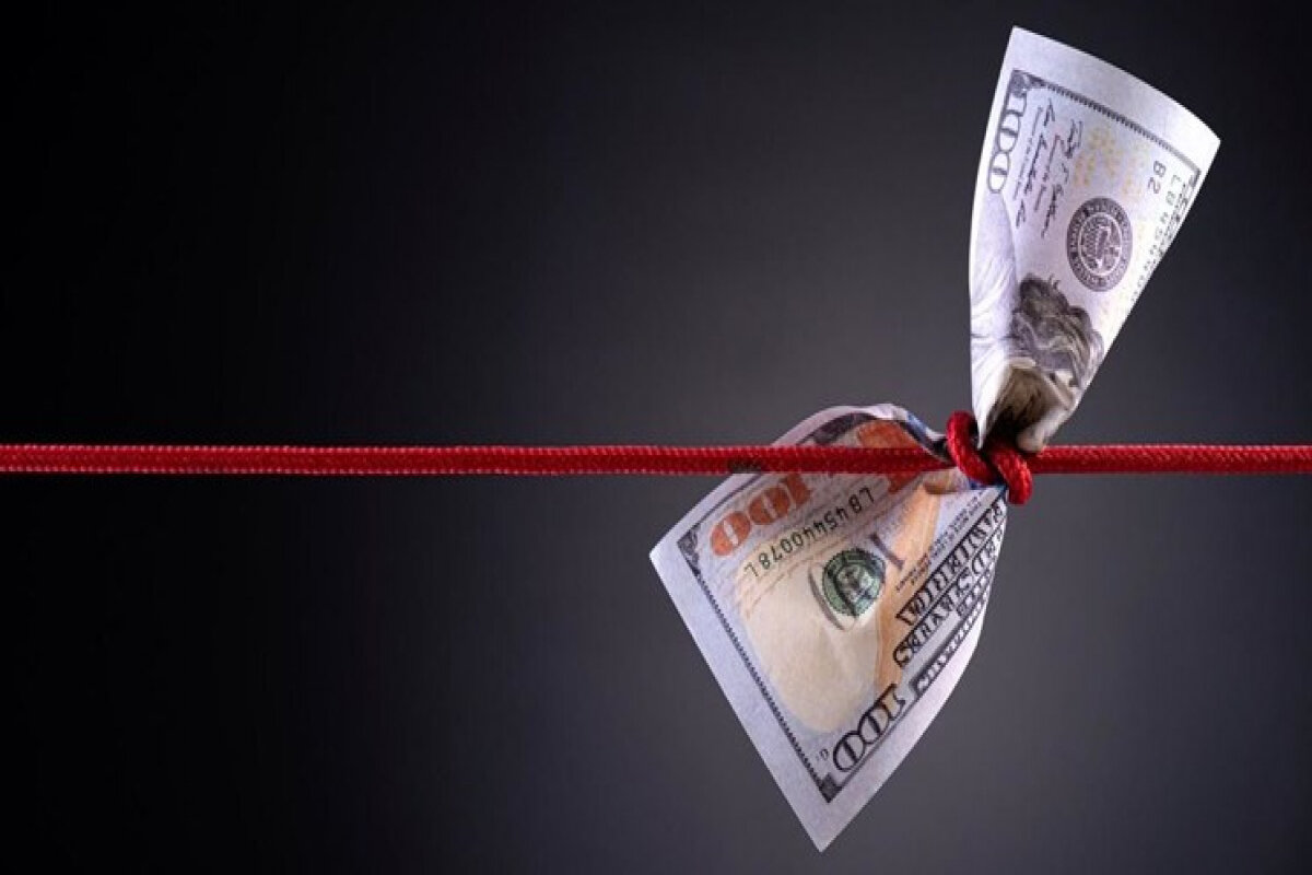 پیدا و پنهان سیاستهای فرار از سقوط ارزش دلار