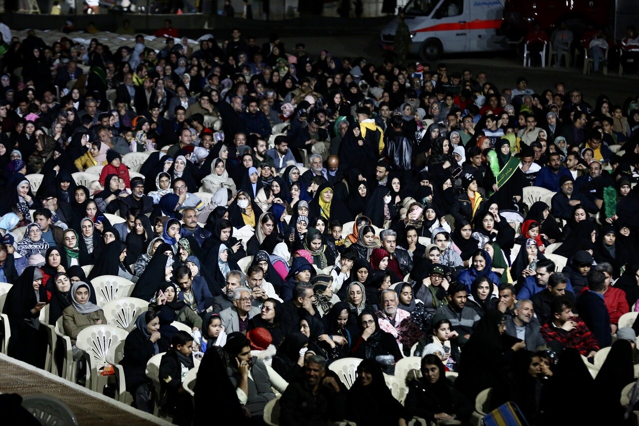 «سَفیران عشق» سبک جدیدی از نمایش میدانی است/ تمرکز بر قصههای بومی هر شهر