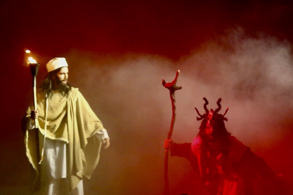 «سَفیران عشق» سبک جدیدی از نمایش میدانی است/ تمرکز بر قصههای بومی هر شهر