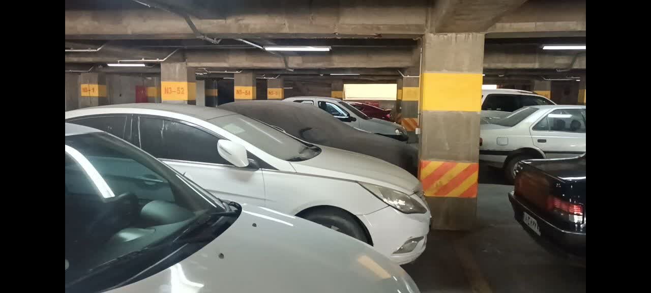 نظارت مدیریت شهری اراک بر نحوه استفاده از پارکینگهای مرکز شهر