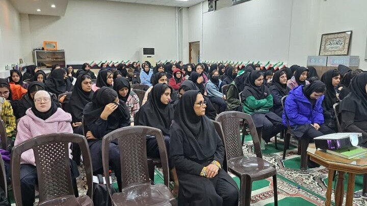 کاهش آسیبهای اجتماعی با اجرای طرح«قاضی در مدرسه»/ راهی نوین برای کاهش جرائم نوجوانان