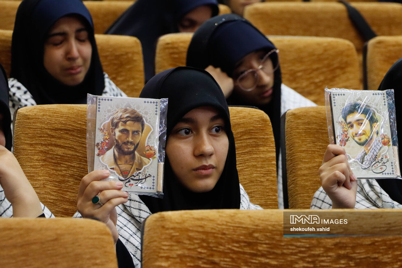 ترویج ارزشهای ملی در نظام آموزشی؛ رکن اساسی تربیت نسل آینده