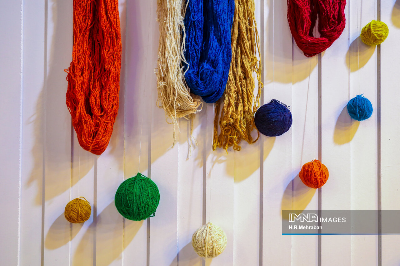 صنایع دستی، قلب تپنده اقتصاد ایرانزمین