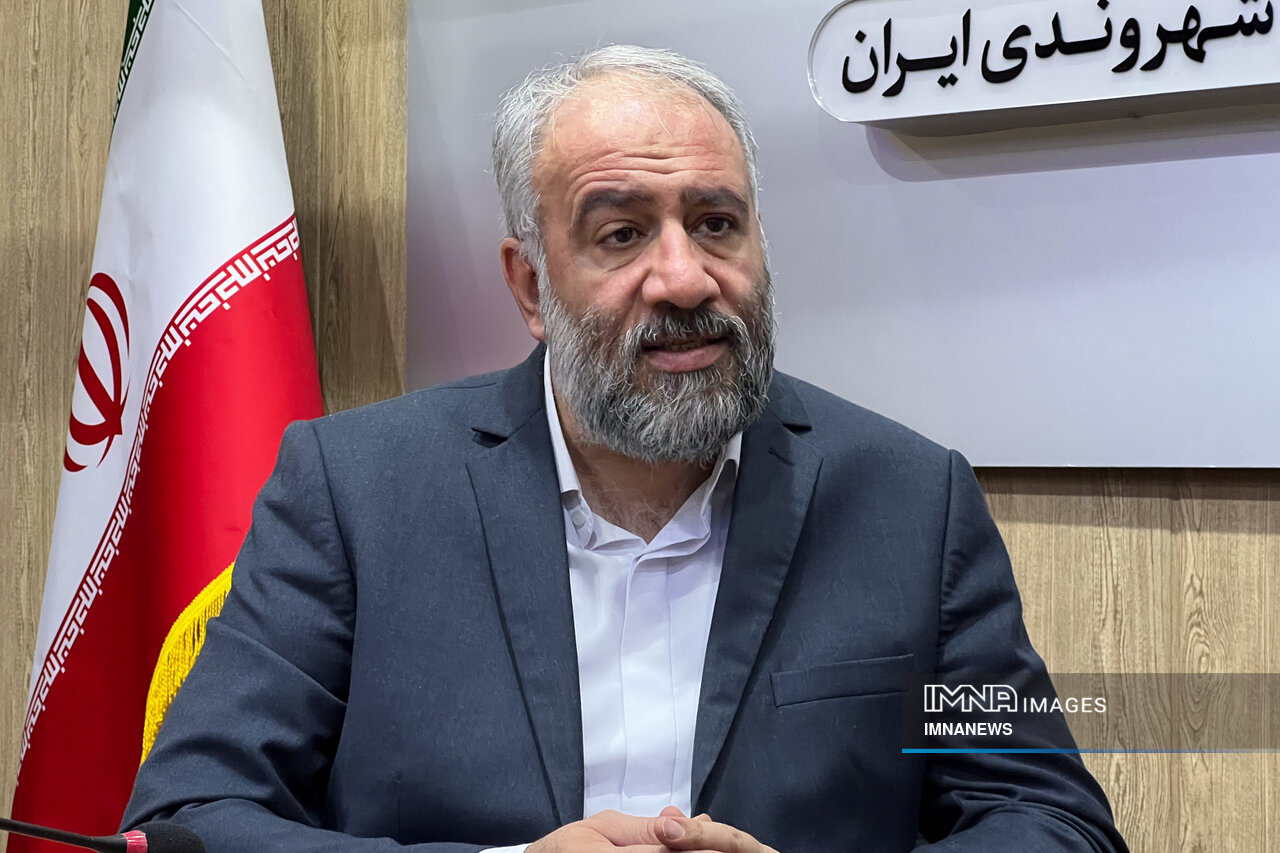 ۱۷۱۸ کارگاه ساختمانی متخلف در اصفهان متوقف شد