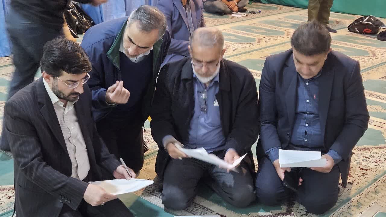 برای رفع مشکلات محله پروین برنامهریزی میکنیم