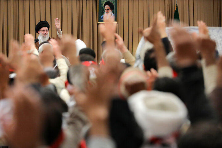 دیدار بسیجیان با رهبر معظم انقلاب