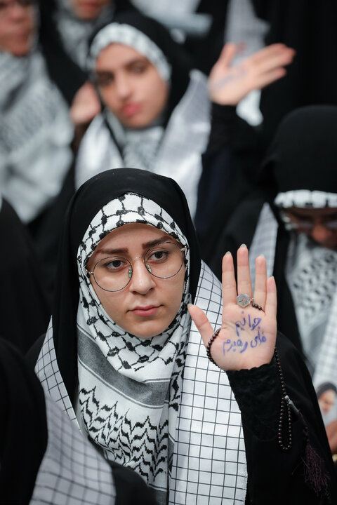 دیدار بسیجیان با رهبر معظم انقلاب