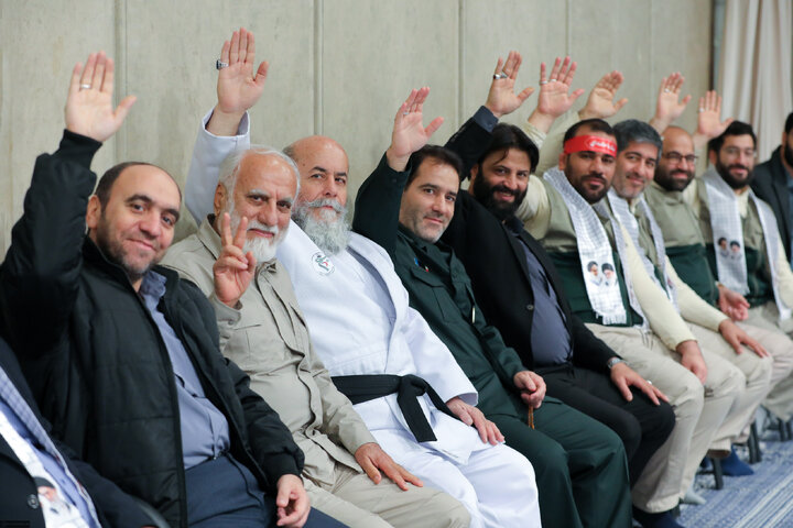 دیدار بسیجیان با رهبر معظم انقلاب