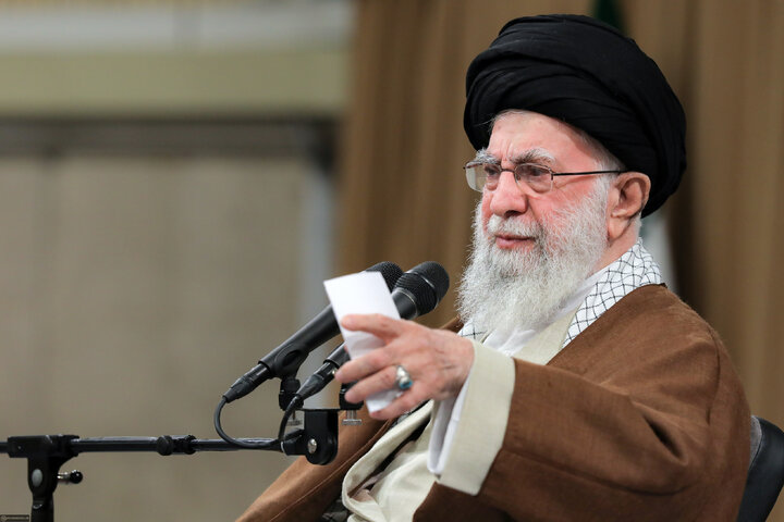 دیدار بسیجیان با رهبر معظم انقلاب