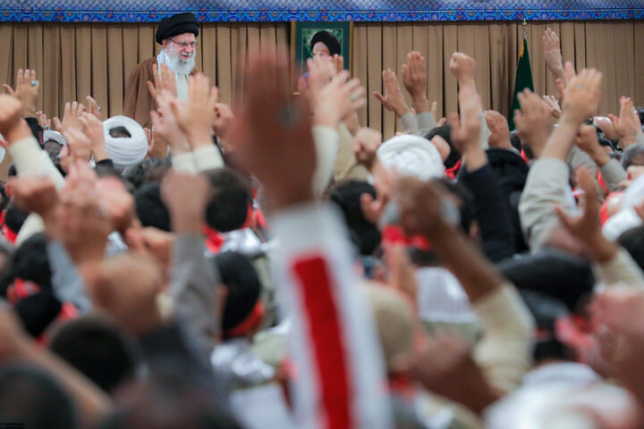 دیدار بسیجیان با رهبر معظم انقلاب