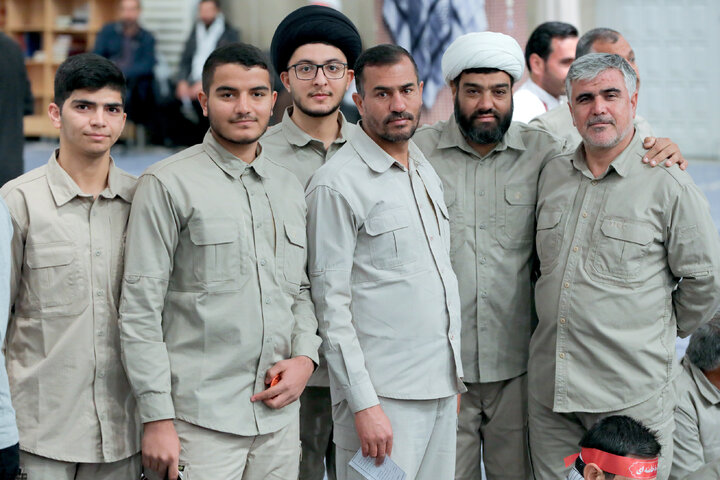 دیدار بسیجیان با رهبر معظم انقلاب