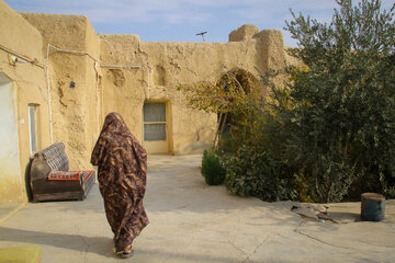 Discover Timeless Charm of Gharne Village: Journey Through Iran's Ancient Heritage