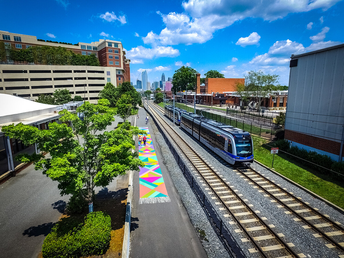 ایجاد فضاهای شهری شاد و اجتماعی با رنگآمیزی خلاق