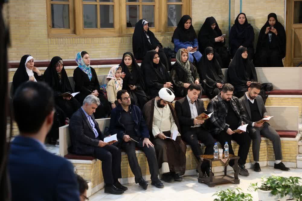 شعر ایثار و شهادت از برجستهترین اشعار است