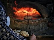 بانوان ونک در خط پشتیبانی؛ نان شیرین برای رزمندگان، عطر ایثار در شهر