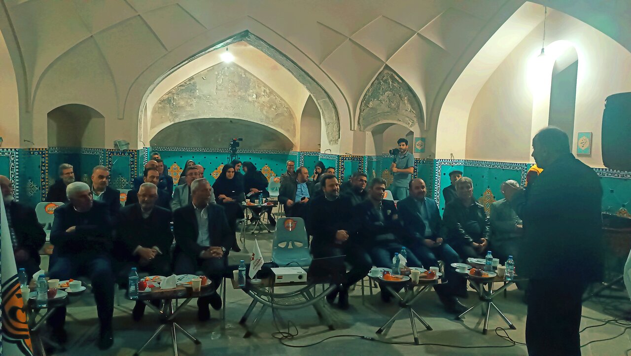 فقط یکهزارم ظرفیت گردشگری اصفهان استفاده میشود/ لزوم تلاش برای رونق بازار