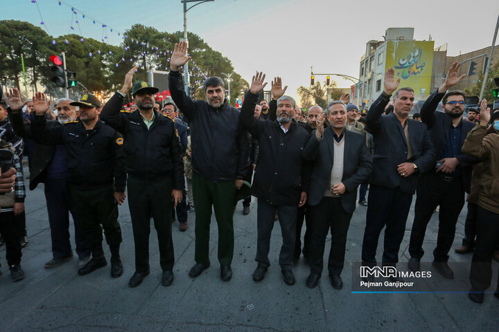 کاروان اهالی بهشت در شهرهای نجف‌آباد، تیران‌و‌کرون، گلدشت و کهریزسنگ