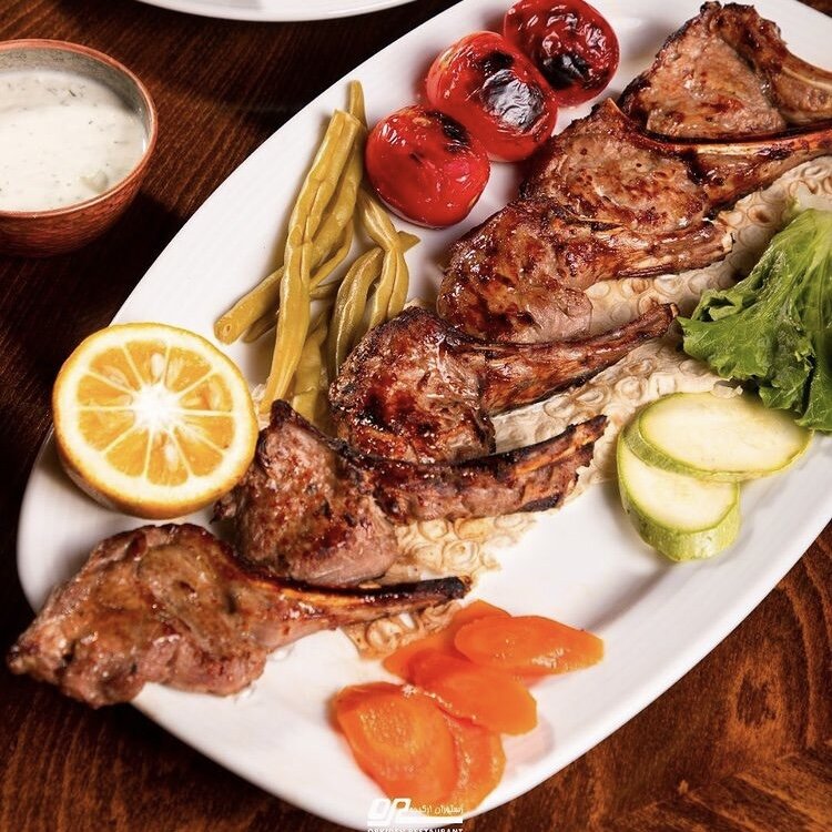 سفر به سفرههای خوشرنگ مشهدی