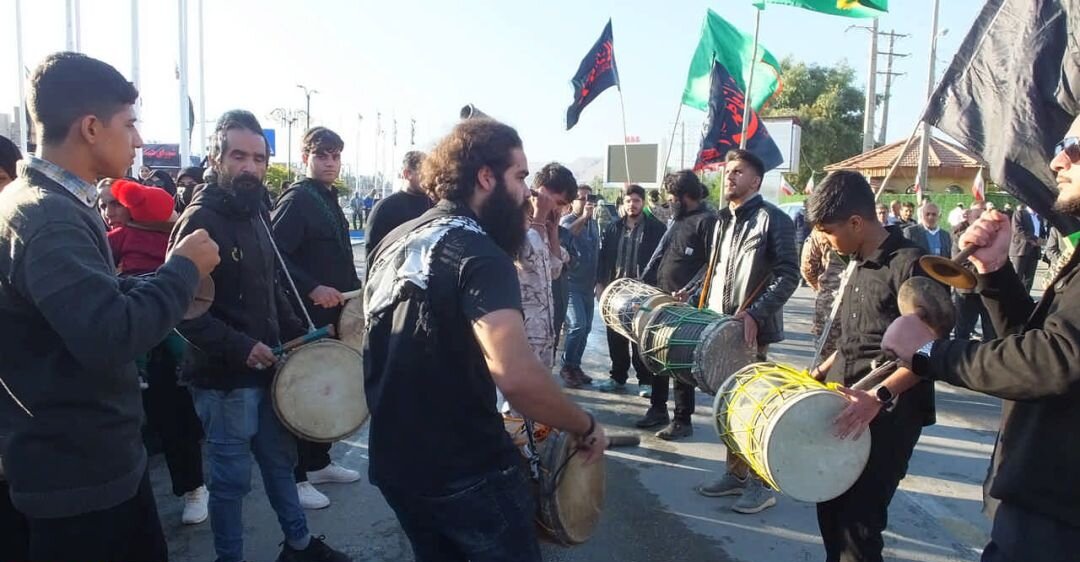 سنگتمام گچسارنیها در استقبال از لالههای خوشنام+تصاویر