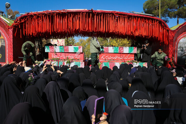 دانشگاه اصفهان میزبان کاروان اهالی بهشت