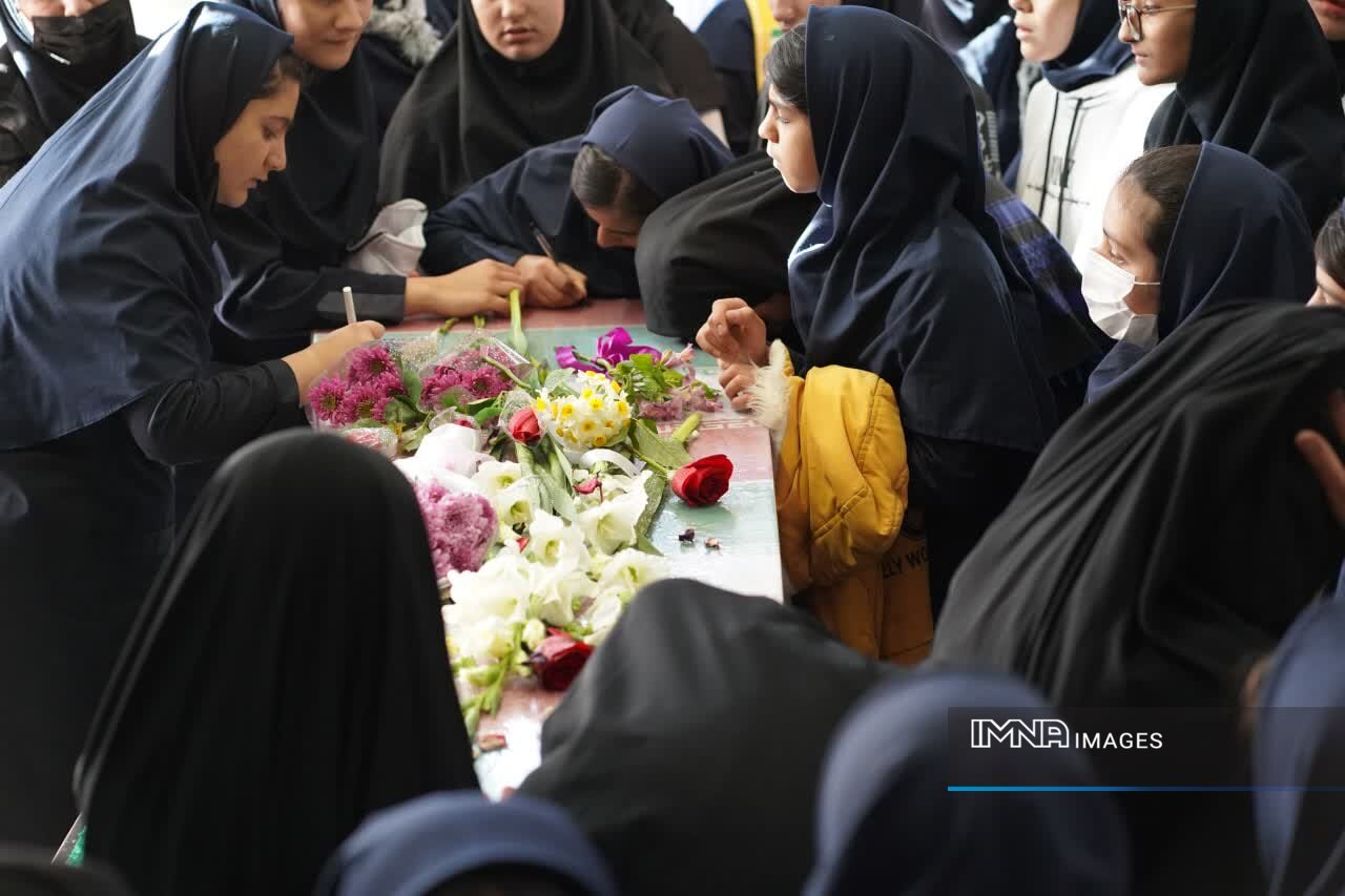 خوشنام تویی گمنام منم/ میزبانی یک ایران از لالههای فاطمی