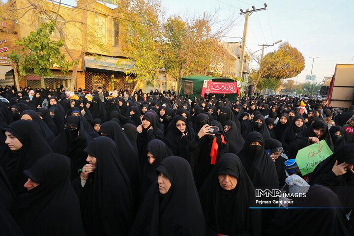 کاروان اهالی بهشت در خمینی‌شهر و درچه