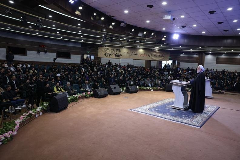 گزارش رئیس قوه قضاییه به دانشجویان از برخورد با دانهدرشتها در روز دانشجو