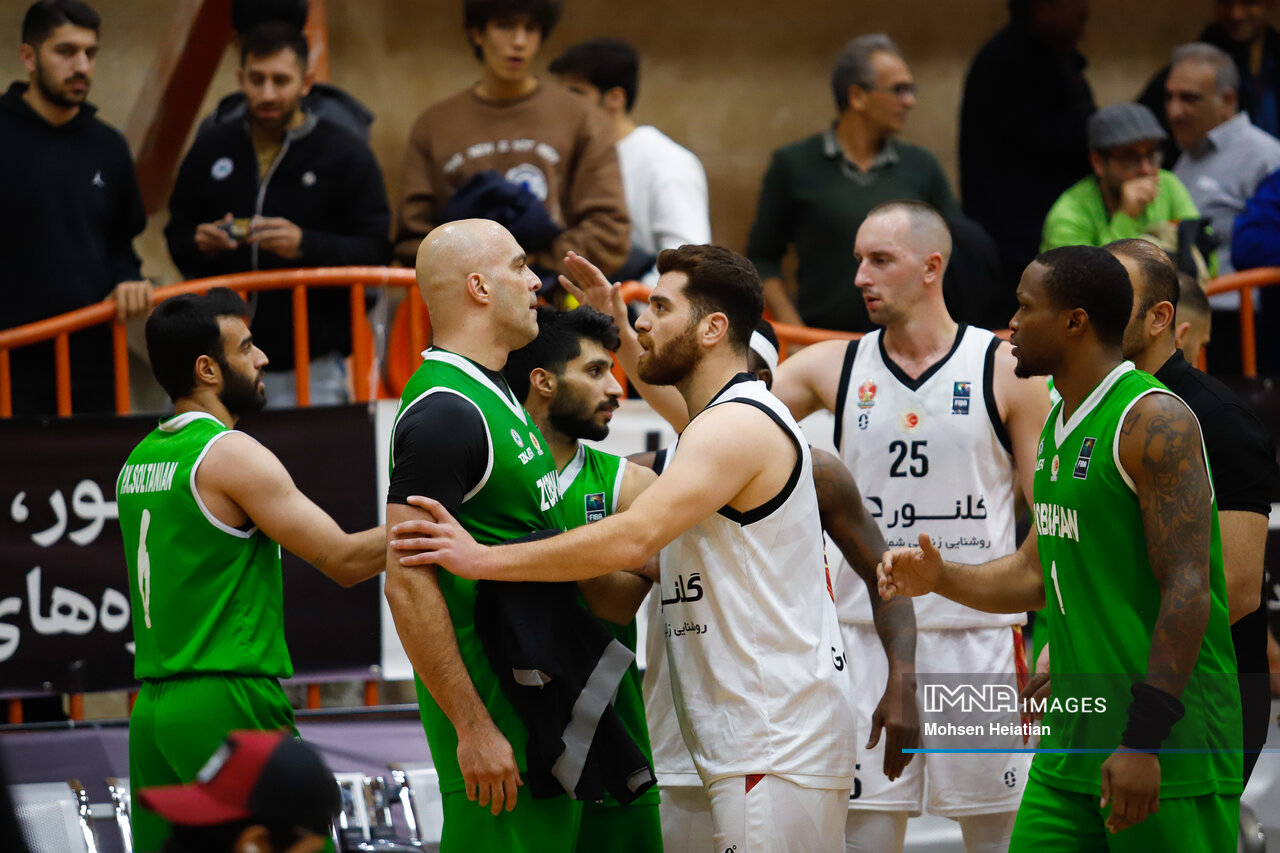 بسکتبال کشور، روی حلقه سرگردانی