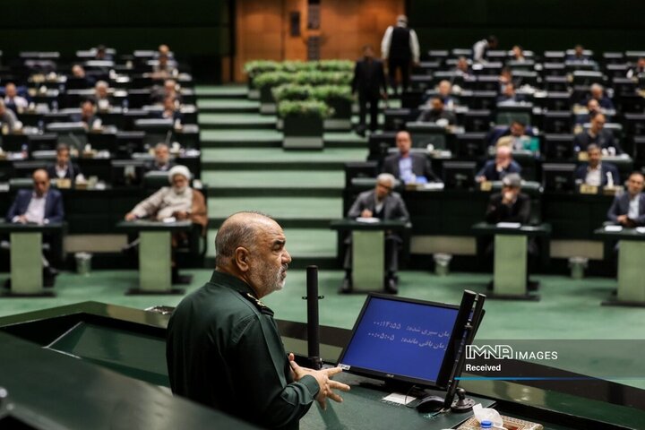 نشست غیرعلنی مجلس با حضور فرمانده کل سپاه پاسداران