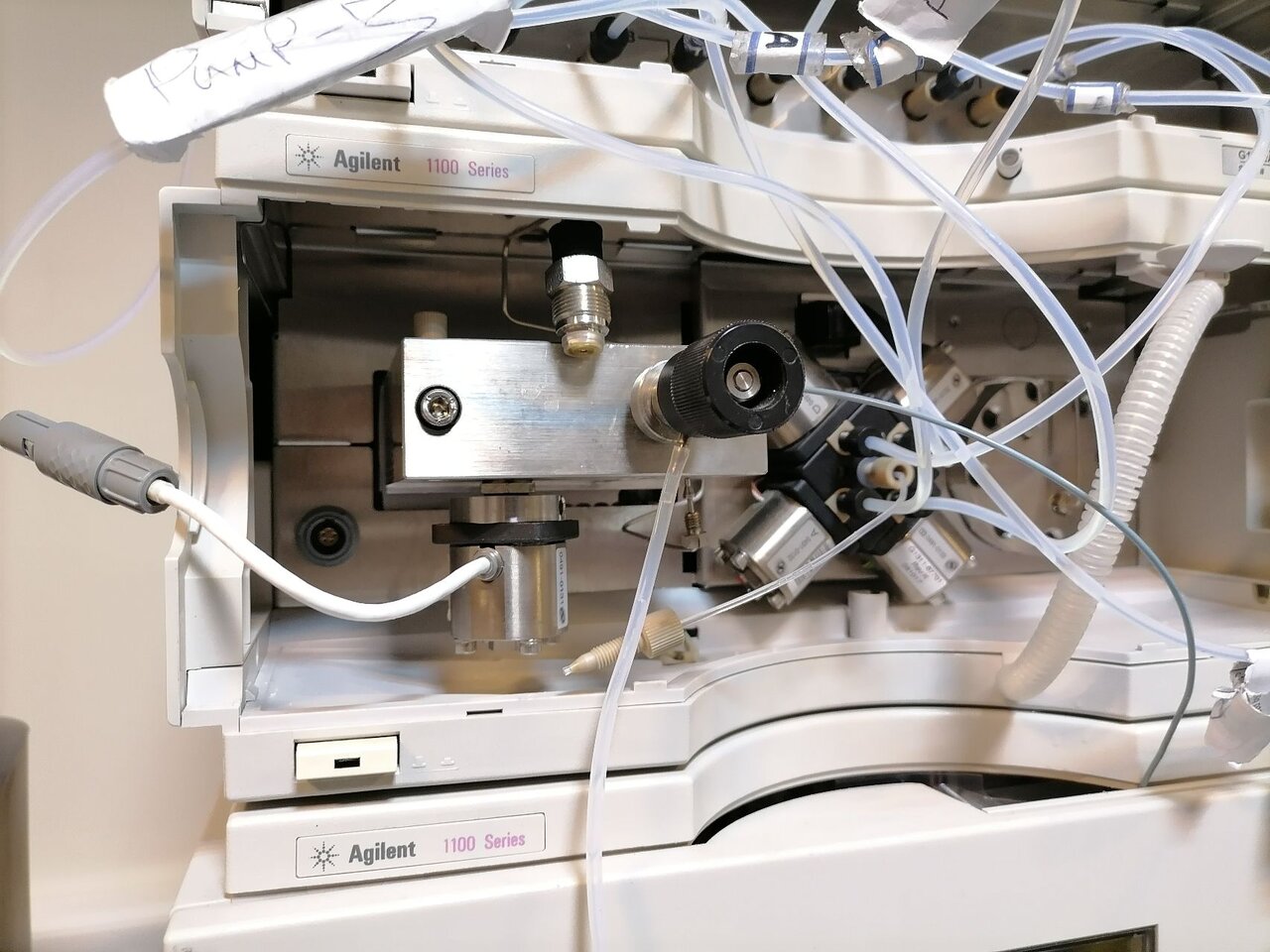 HPLC، دستگاهی برای جداسازی و تحلیل مواد شیمیایی