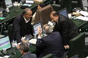 جمعی از نمایندگان مجلس با امضای طوماری، از قانون عفاف و حجاب حمایت کردند
