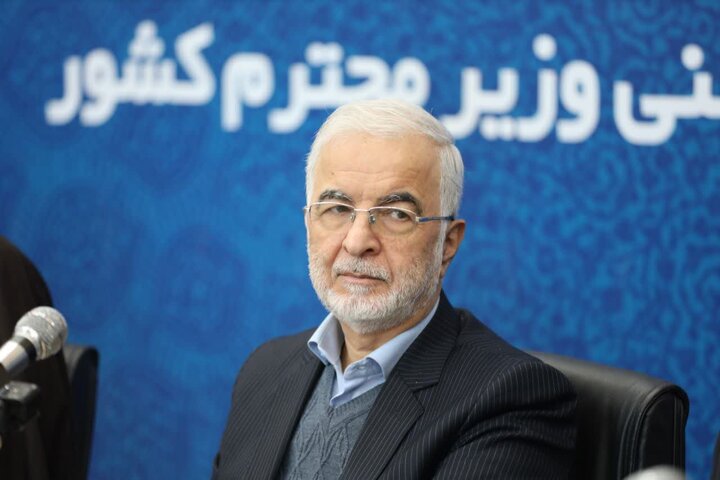 وزیر کشور عازم بندر شهید رجایی شد