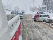 امدادرسانی هلال احمر زنجان به ۱۰۰۰ خودروی در راه‌مانده