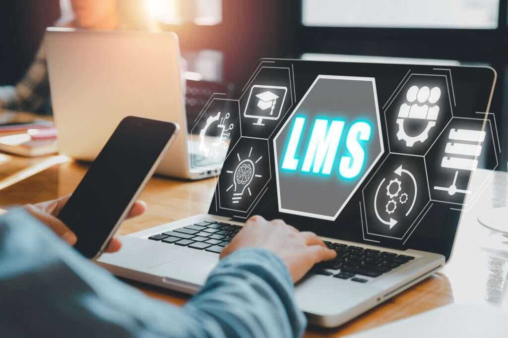 lms چیست و چه کاربردی در آموزش دارد؟