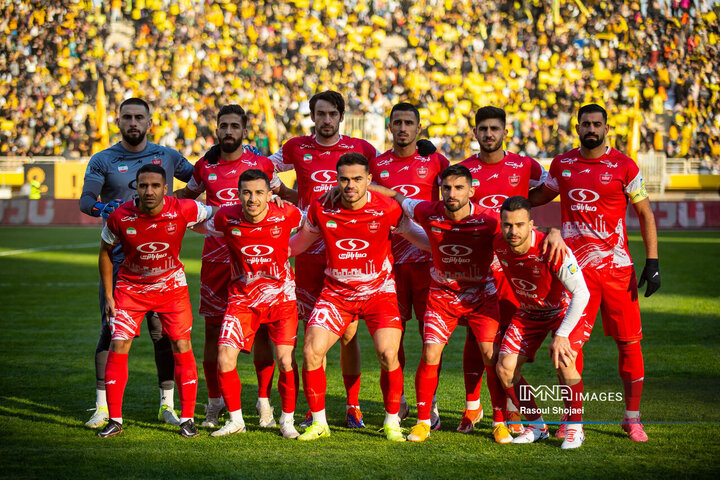 پرسپولیس برای سفر به تهران همه را در نقش‌جهان بدرقه کرد