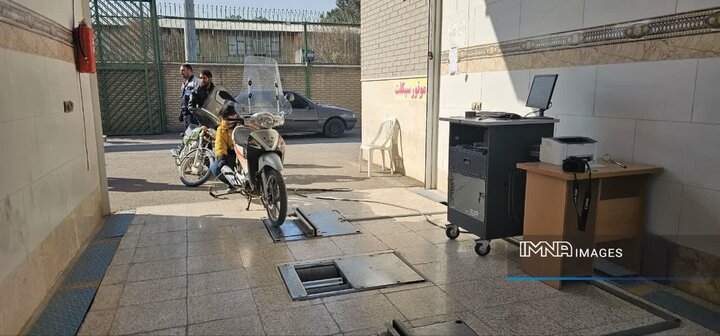 تمدید طرح معاینه فنی رایگان موتورسیکلت‌ها در شهر اصفهان تا پایان بهمن ۱۴۰۳