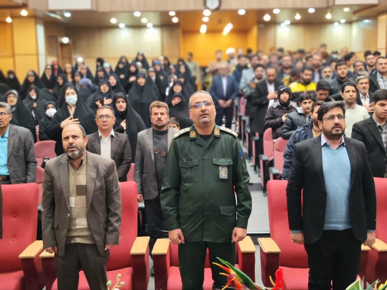 فدا شدن برای ولایت آموختهای از مکتب حضرت زهرا (س) و سردار دلها است