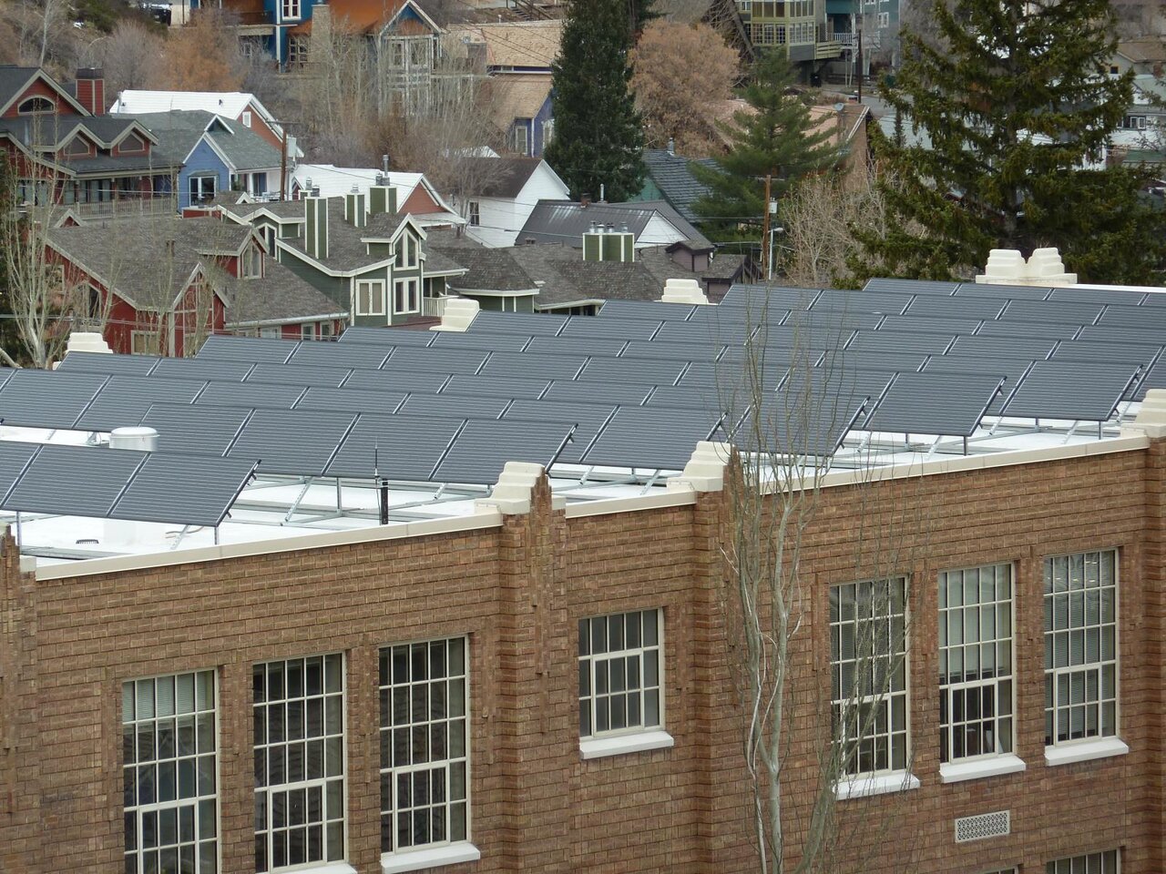 رشد انفجاری سلولهای خورشیدی در جهان