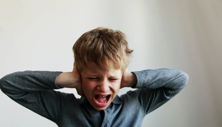 لجبازی؛ نشانه ای از استقلال یا مانعی برای رشد؟