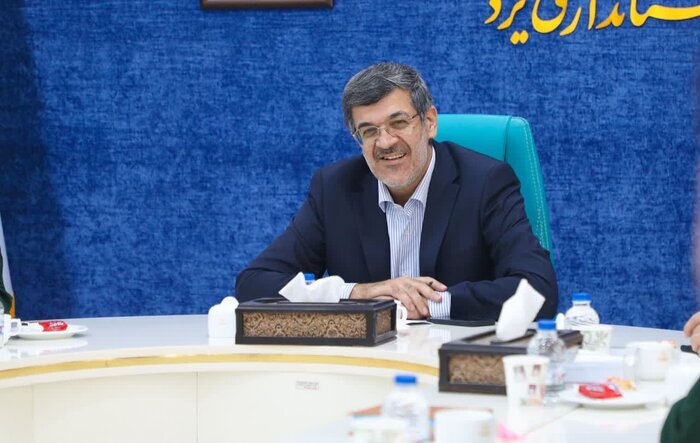 خسروپناه: حجاب موضوعی تربیتی است، روش اقتدارگرایانه در جلوگیری از پوشاک قاچاق اعمال شود