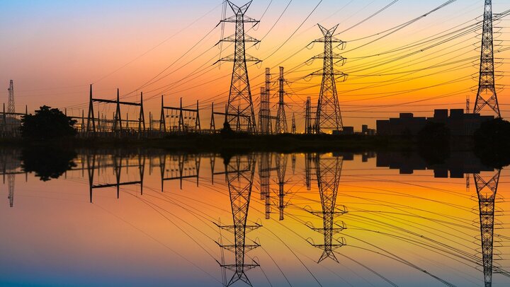 کارنامه درخشان صنعت برق از سال ۵۷ تاکنون/ تولید برق در ایران ۲۲ برابر شده است