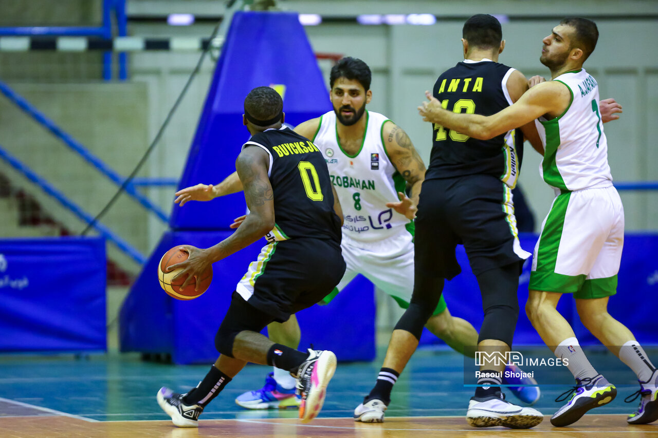 بسکتبال کشور، روی حلقه سرگردانی