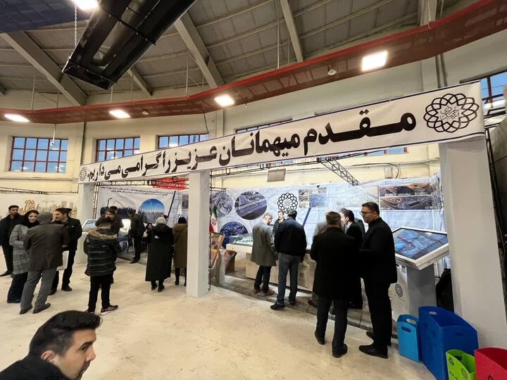 نمایش فعالیت‌های عمرانی شهرداری اردبیل در نمایشگاه تخصصی صنعت بتن