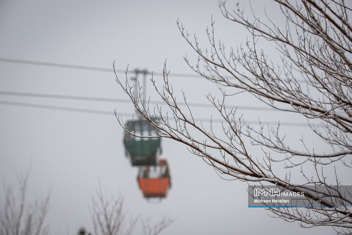 بارش اولین برف زمستانی در اصفهان