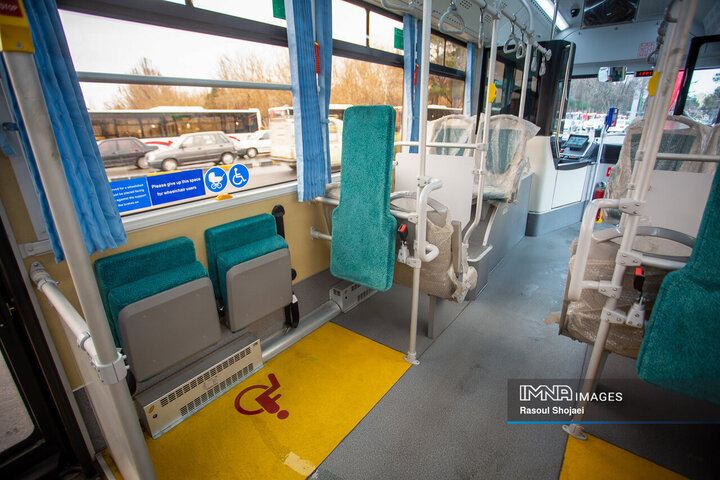 آیین ورود ۳۷ دستگاه اتوبوس جدید شهری به ناوگان حمل‌ونقل عمومی اصفهان