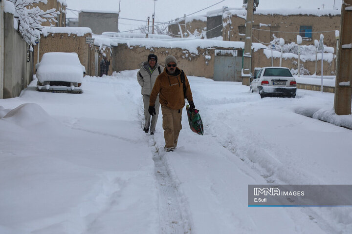طبیعت برفی روستای «مهرآباد» اراک