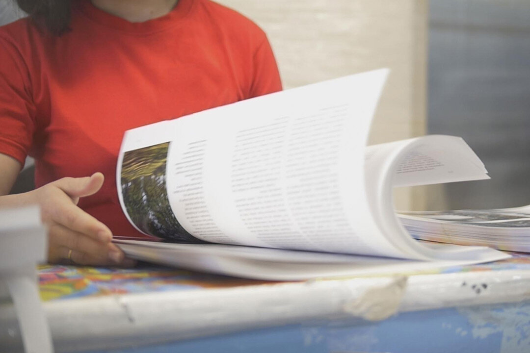 چاپ جزوه با کیفیت در تهران: راهکاری هوشمندانه برای دانشجویان و حرفهایها