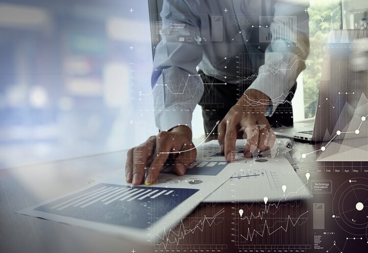 تکنولوژیهای نوین در مدیریت مالی: از نرمافزار تا هوش مصنوعی تکنولوژیهای نوین در مدیریت مالی: از نرمافزار تا هوش مصنوعی